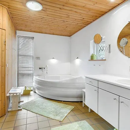 2642-nexo-skovsangervej-33 Hébergement de vacances Neksø
